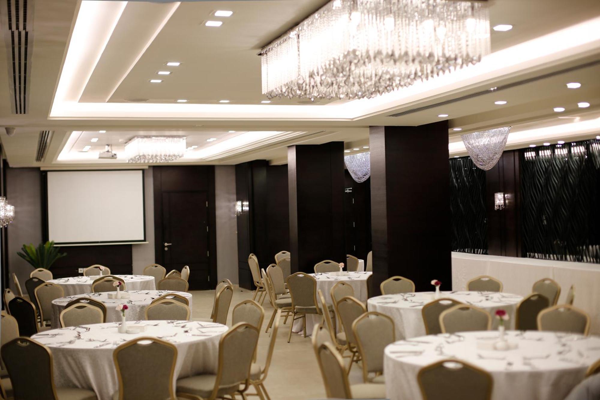 Retaj Hotel Amman Eksteriør billede