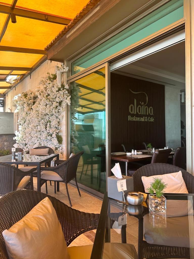 Retaj Hotel Amman Eksteriør billede
